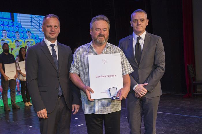 U povodu Dana županije Dražen Tomac dobitnik godišnje nagrade za doprinos razvoju tradicijskih obrta